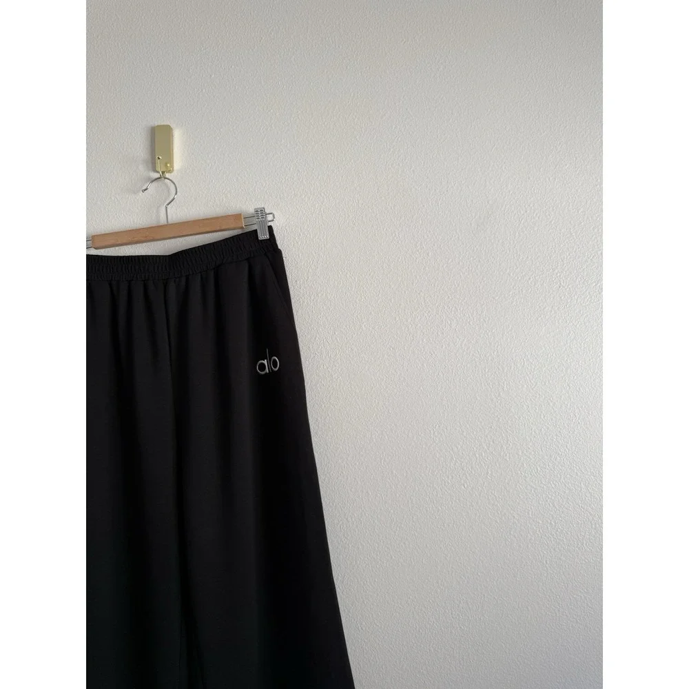 Alo Yoga Black Wide Leg Sweatpants size M